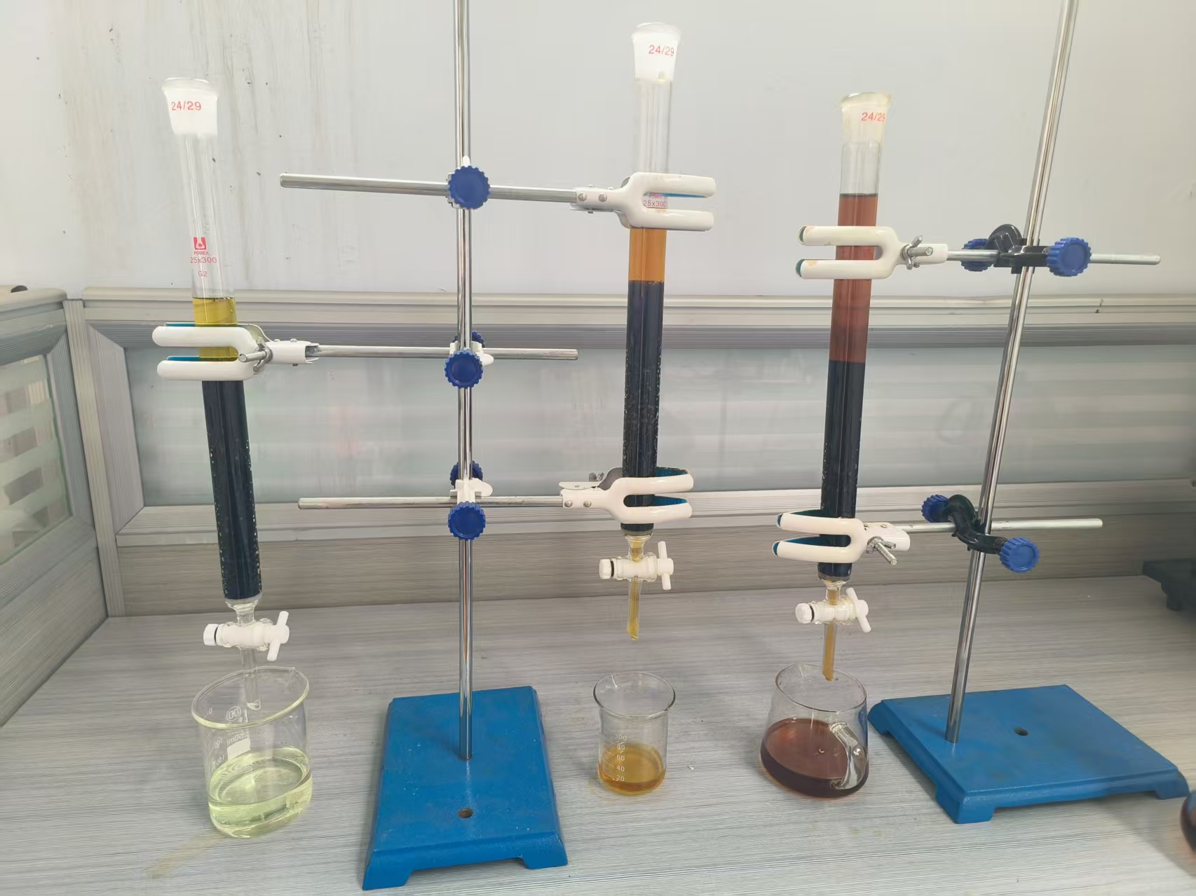 一種新型樹脂吸附脫色系統